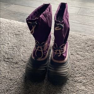 Sorel youth boots